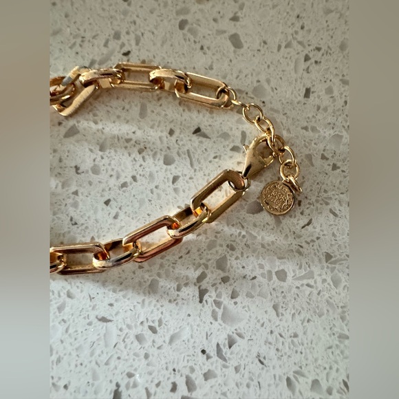 Paperclip Style Gold Bracelet Set - Picture 6 of 6